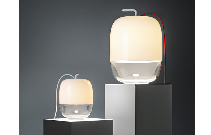 Lampe à poser Gong T3 – Métallisé argent – Image 5